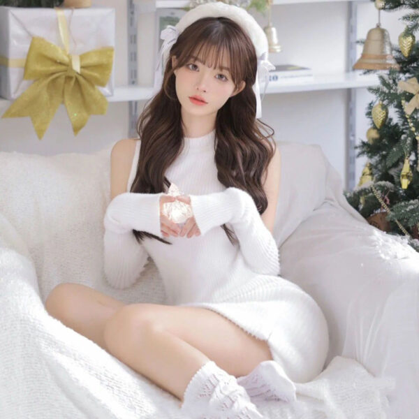 1768309897111--1615626032 White jumpsuit with gloves and stockings