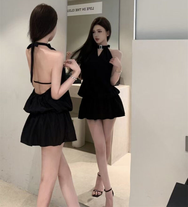 Summer backless halter dress