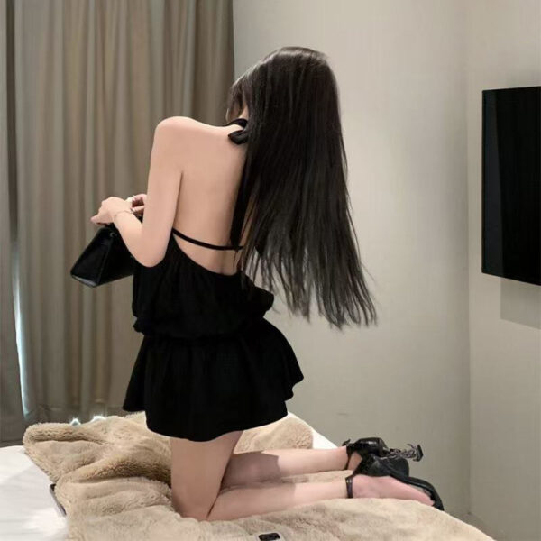 Summer backless halter dress